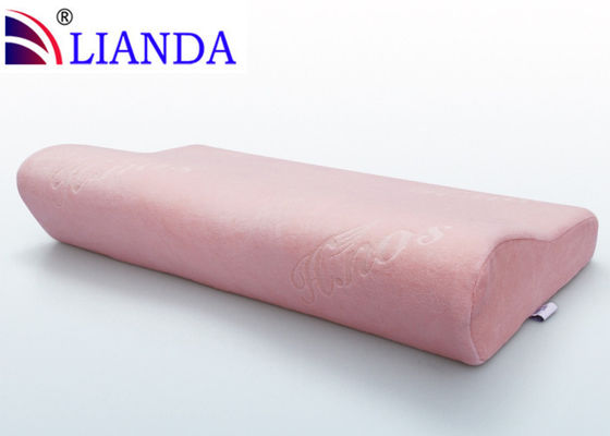 Forma ergonómica de la mariposa de las almohadas de la espuma de la memoria con el color de enfriamiento de la cubierta del terciopelo adaptable