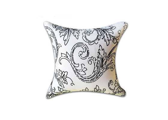 O sofá decorativo do coxim home da parte traseira da espuma da memória de matérias têxteis descansa preto e branco