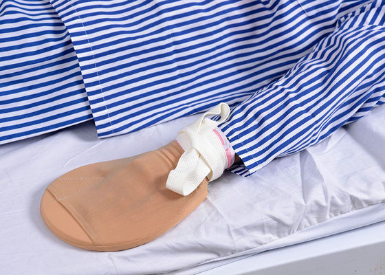 มีความเสี่ยงสูงมือผู้ป่วยดูแลสุขภาพนวมทางการแพทย์ที่มีความยับยั้งชั่งใจเข็มขัด