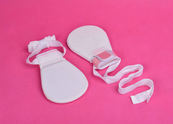 มีความเสี่ยงสูงมือผู้ป่วยดูแลสุขภาพนวมทางการแพทย์ที่มีความยับยั้งชั่งใจเข็มขัด